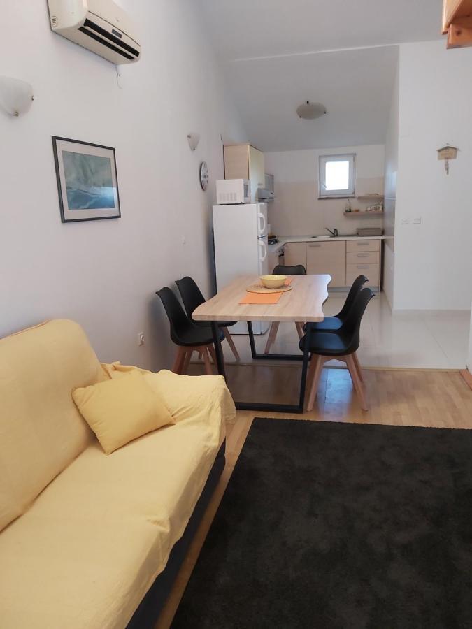 Apartment Niko Vir Eksteriør billede