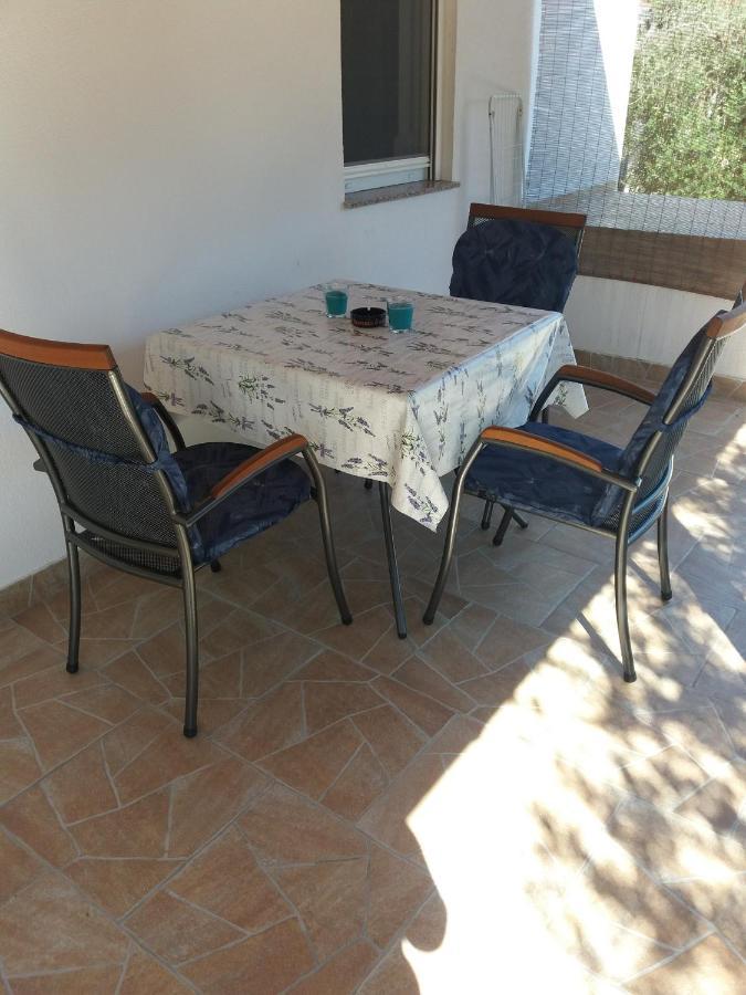 Apartment Niko Vir Eksteriør billede